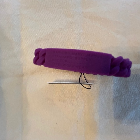 Marc Jacobs Rubber Bracelet - Picture 6 of 7